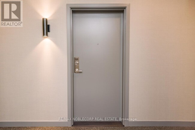 Building Photo - 58-309 Sky Harbour Dr