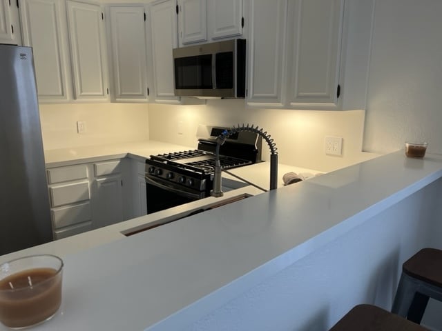 BARRA A COCINA - 627 Coronado Ave