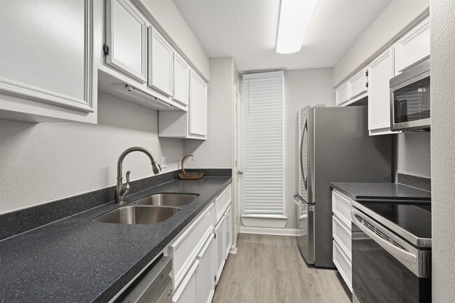 Foto del edificio - 215 Postoffice St