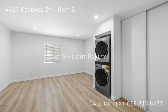 Foto del edificio - 4427 Kendall St