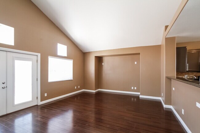 Building Photo - 410 Maritocca Ave