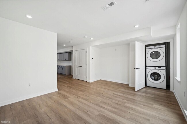Foto del edificio - 4 br, 4 bath 4plex - 1820 N 18th St Unit C