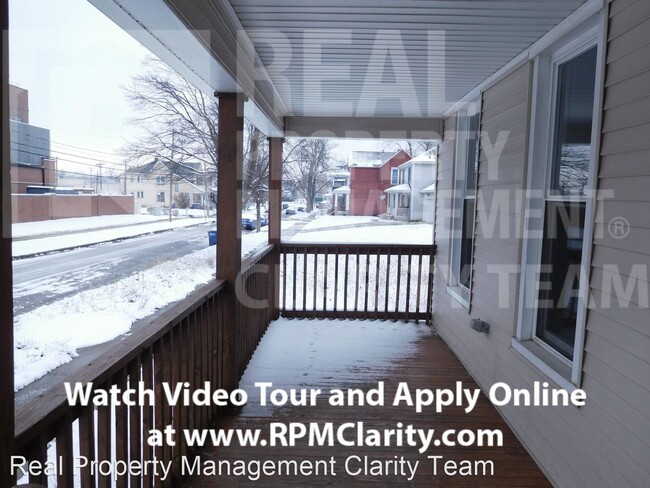 Building Photo - 4 br, 2 bath House - 2402 Walnut St