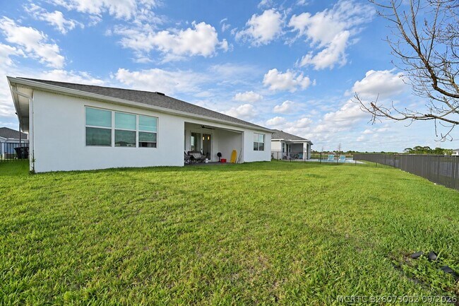 Foto del edificio - 14252 Murney Wy
