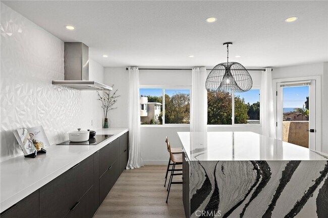 Building Photo - 33791 Mariana Dr