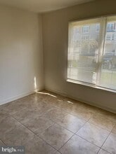 Building Photo - 5516 Sully Lake Dr