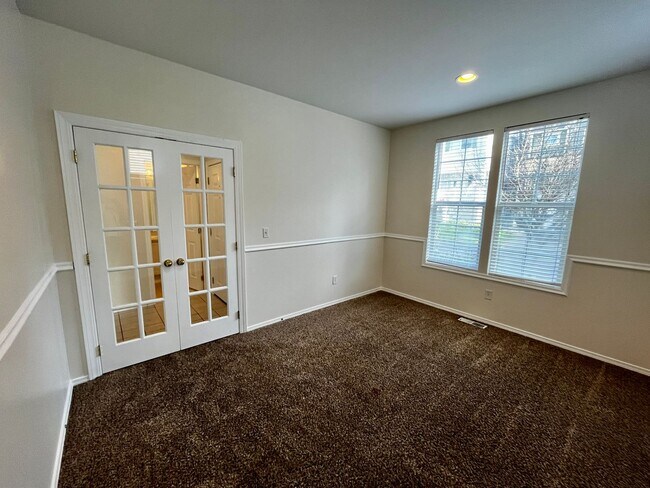 Foto del edificio - 3 Bedroom Plus Office in CK School District
