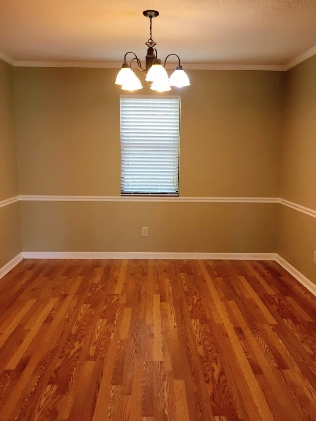 Foto del edificio - 2222 Pleasant Dr