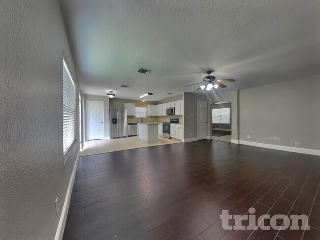 Building Photo - 19626 Beachy Ct