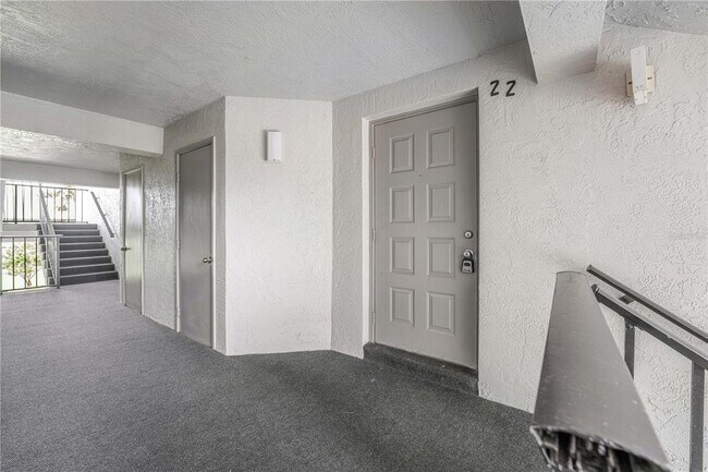 Building Photo - 1622 S Pine Ridge Cir