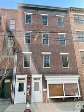 Building Photo - 325 1st St