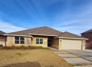 Building Photo - 51 Laurel Valley Dr