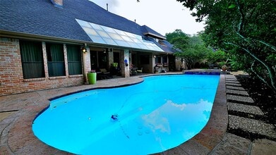 Building Photo - 19823 Sunbridge Ln