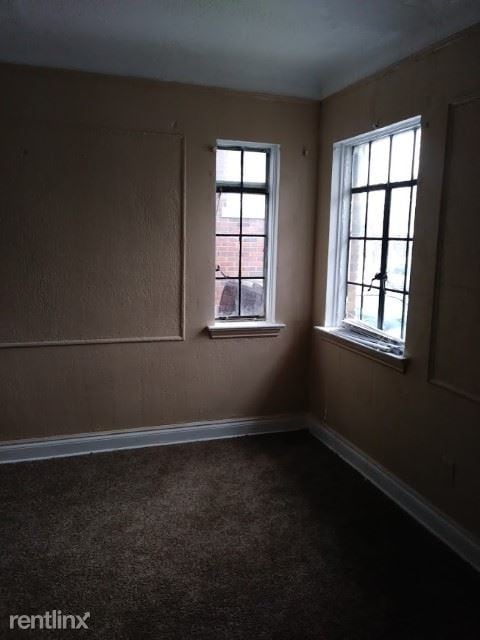 Foto del edificio - 8590 Indiana St