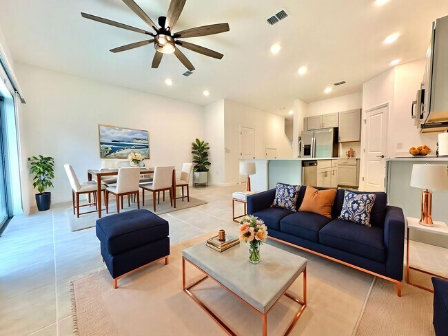 Foto del edificio - Modern coastal 3bedrooms/2.5bath townhome ...