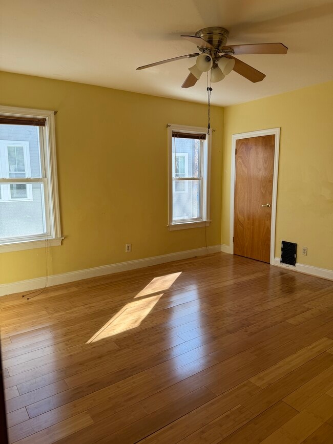 Building Photo - 111 Florida St