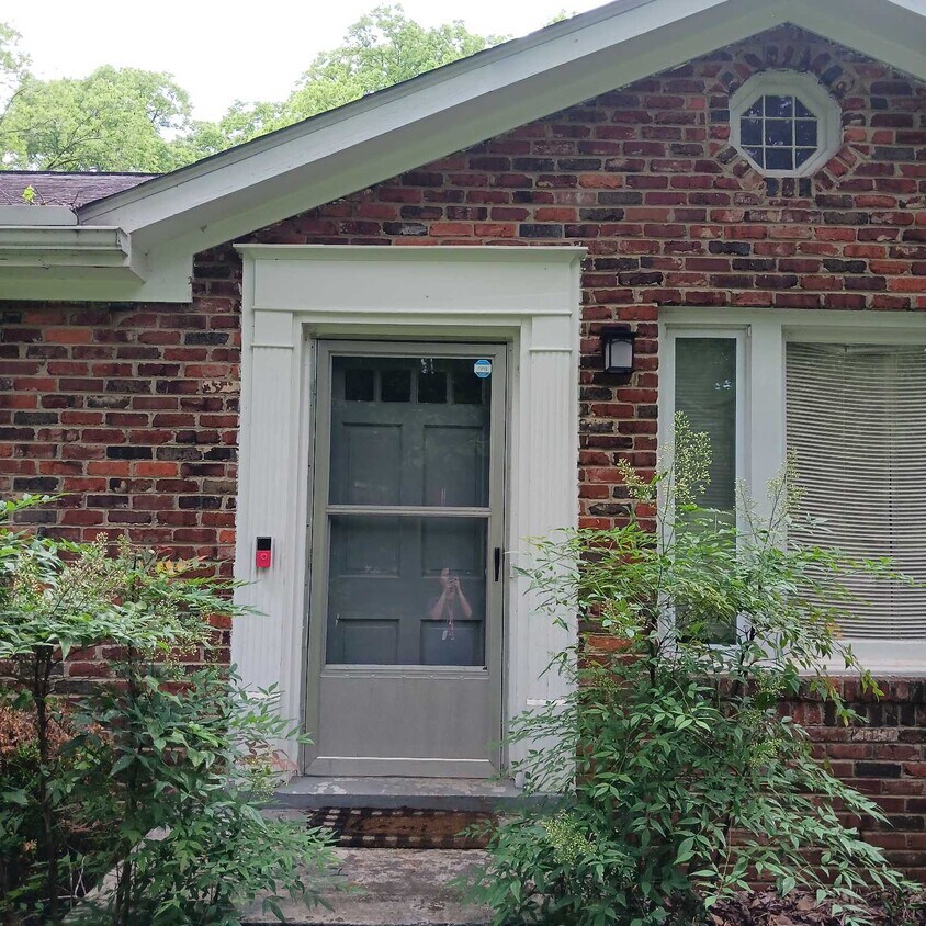 Primary Photo - 2308 Brookline Dr NW