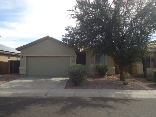 Primary Photo - Great 4/3 with 2 master bedrooms for lease...