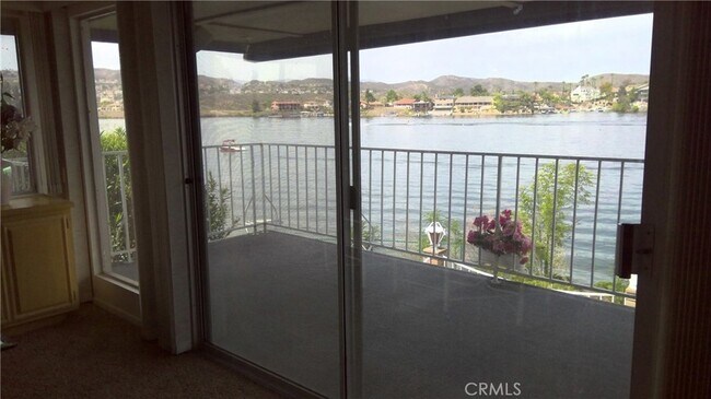 Foto del edificio - 22310 Canyon Club Drive