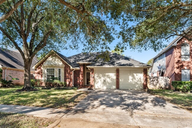 Foto del edificio - 4626 Plantation Creek Dr