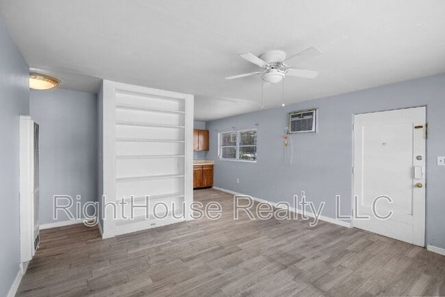 Foto del edificio - 1220 Sunshine Ave