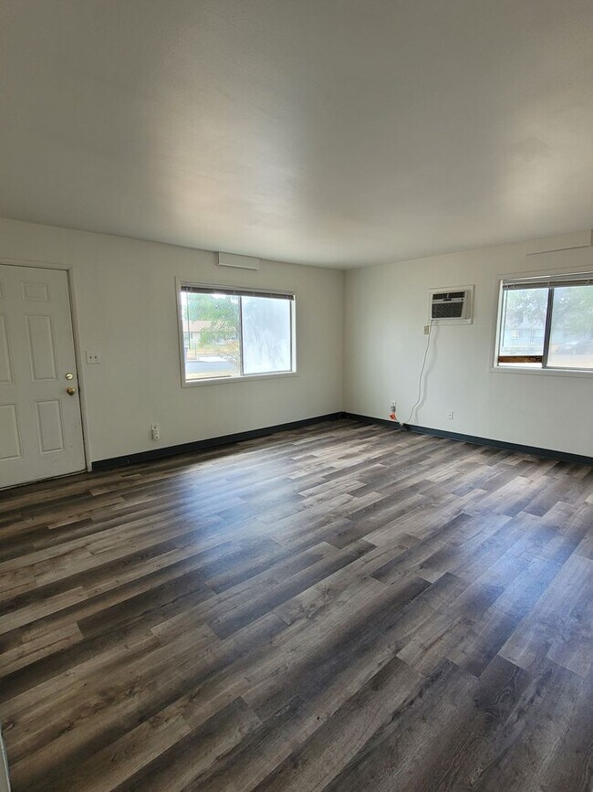 Foto del edificio - 937/939lowr