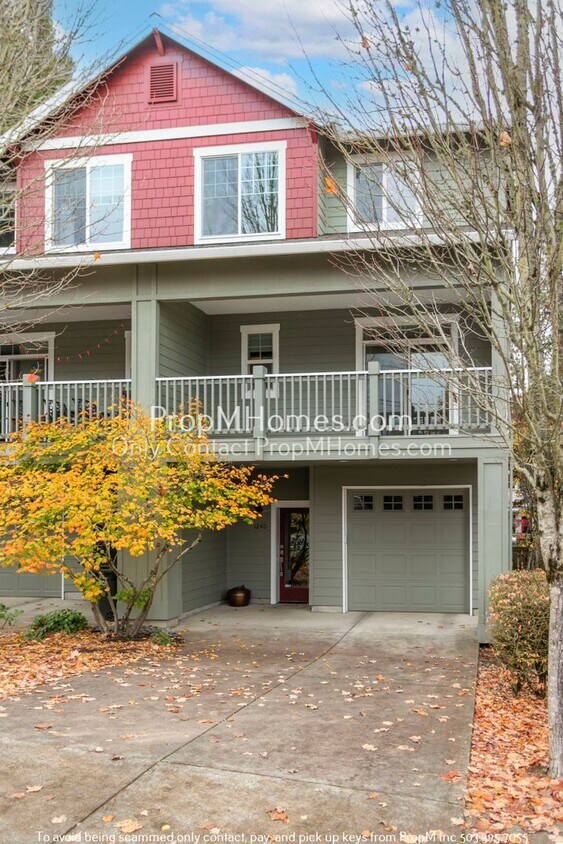 Primary Photo - Enchanting 3-Bedroom Townhome in Hillsdale...