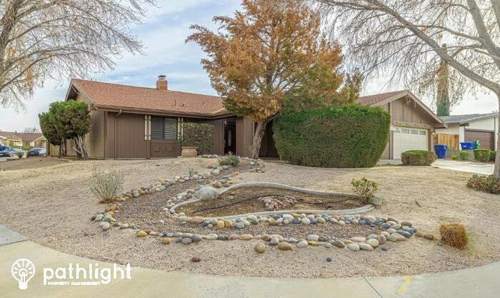 Primary Photo - 2848 W Avenue J4, Lancaster, CA, 93536