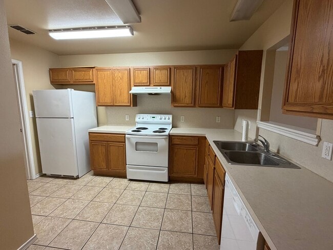 Foto del edificio - 502 N Clinton Ave