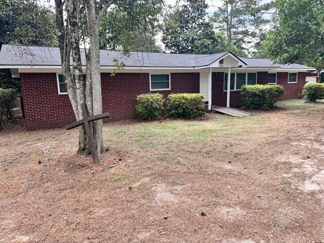 Building Photo - 390 Old Evans Rd