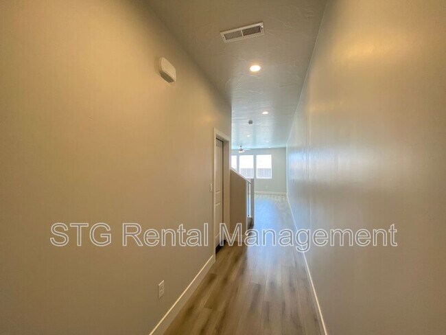 Building Photo - 1157 S 4380 W