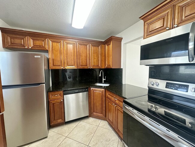 Foto del edificio - 3434 State St