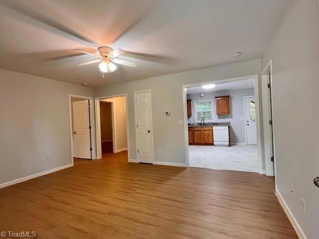 Building Photo - 253 Rockaway Dr