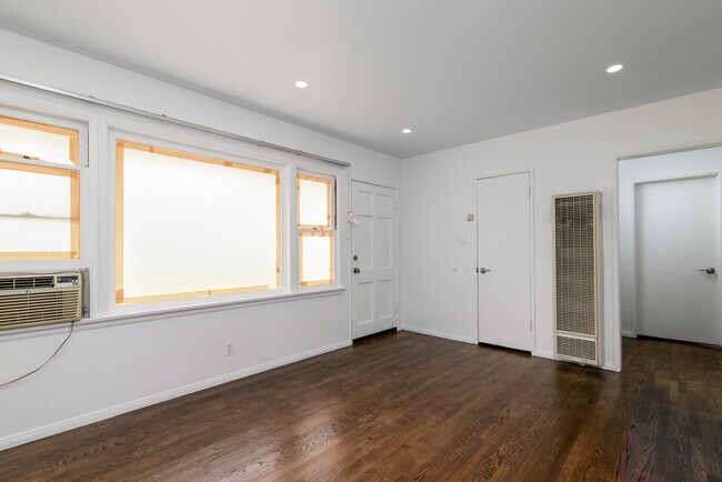 Building Photo - 50 Fir St