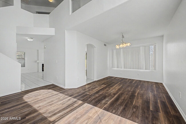 Building Photo - 3121 E Wagoner Rd