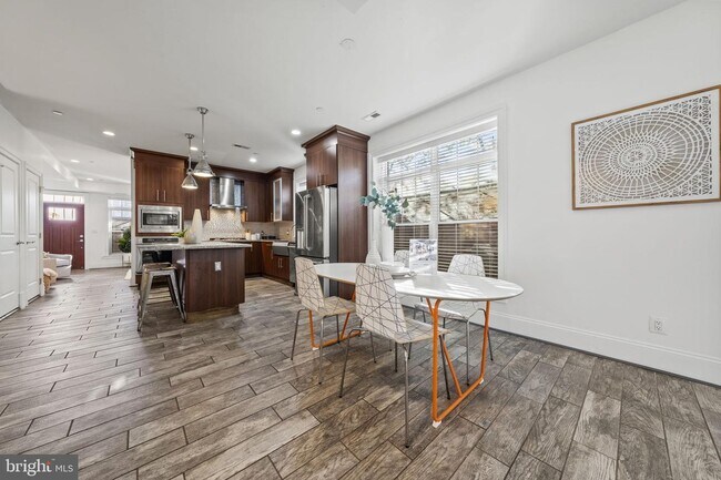 Foto del edificio - 1401 5th St NW