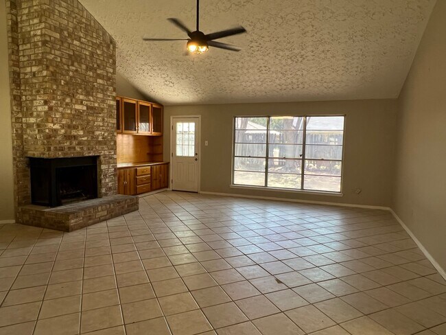 Foto del edificio - 15951 Manfield Dr