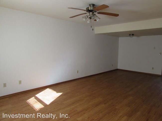 Building Photo - 20345 Skyview Dr