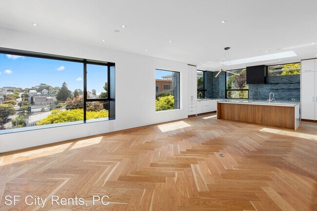 Foto del edificio - 5 br, 5 bath House - 4001 21st St.