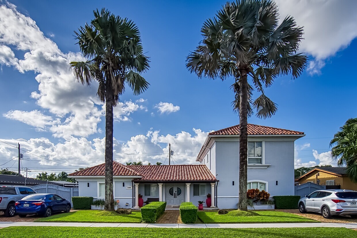 Primary Photo - 7350 SW 31st St