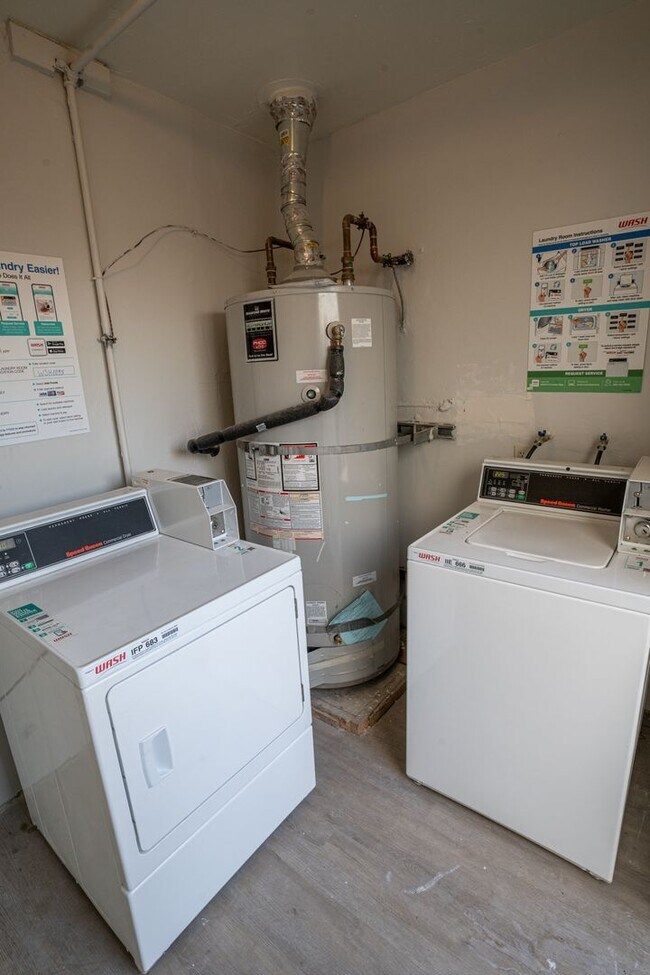 Interior Photo - 1240 Dawson Ave