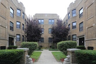 Building Photo - 622 W Stratford