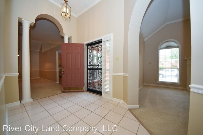 Building Photo - 1852 Pheasant Acre Ln W