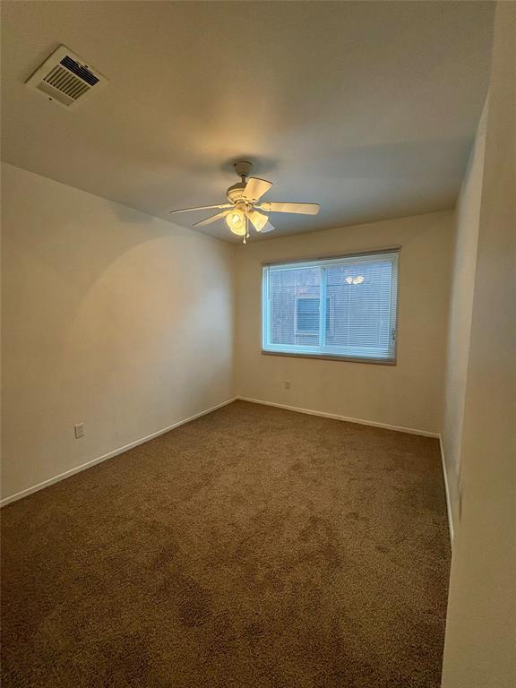 Foto del edificio - 6200 Woodhue Dr