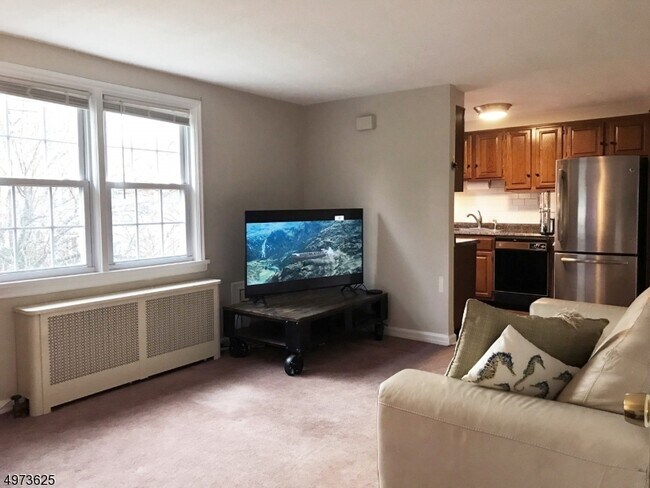 Foto del edificio - 406 Lincoln Park E