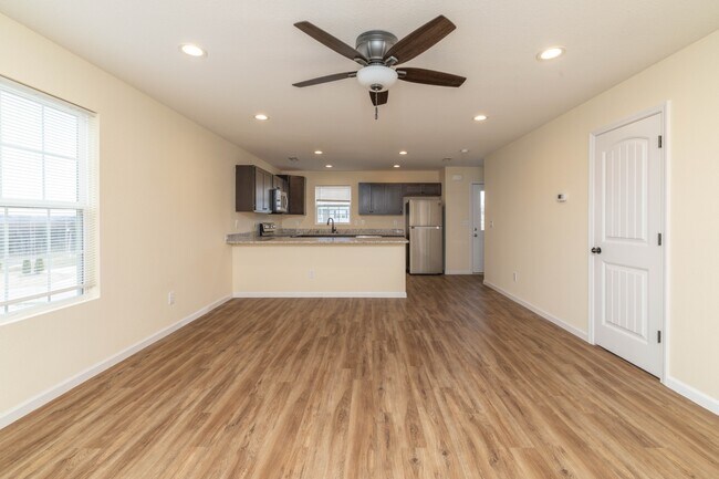 Foto del edificio - 923 Warrior Hill Dr