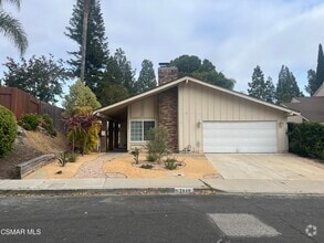 Building Photo - 2040 Shady Brook Dr