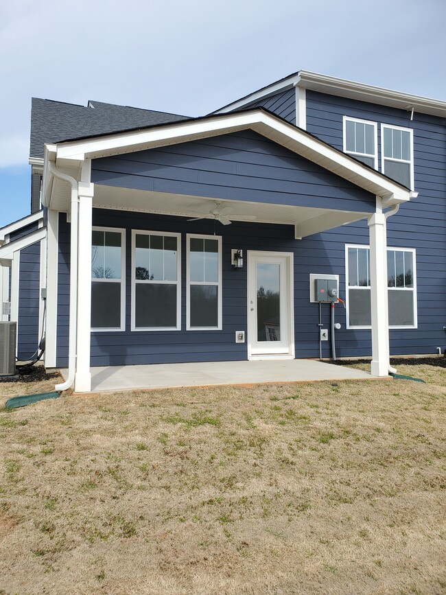 Building Photo - 107 Doya Ct