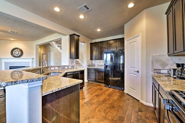 Foto del edificio - 3638 Aldridge Dr