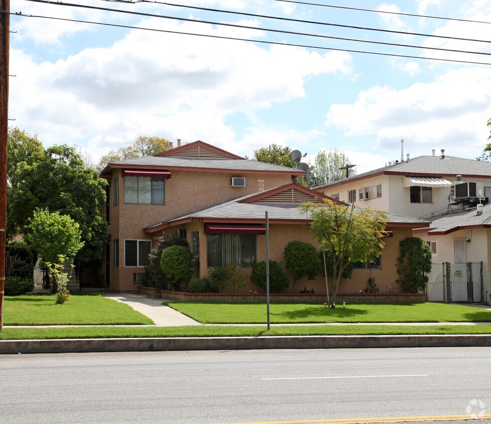Foto del edificio - 5722 Kester Ave